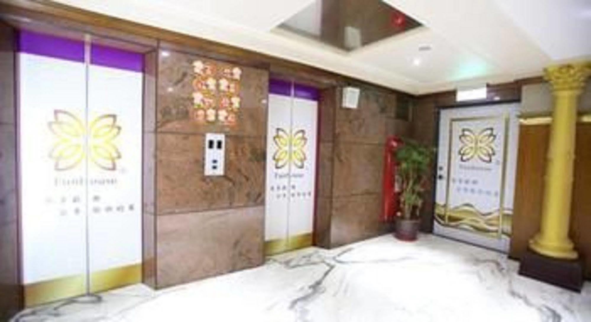 享平方文旅 Douliu Exterior foto